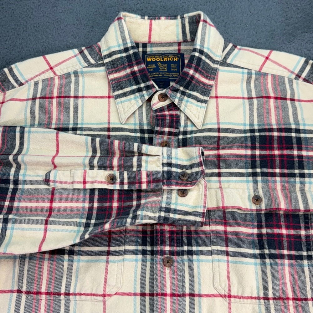 Woolrich Flannel Shirt Mens XL Cream Red Blue Plaid Long Sleeve Button Down